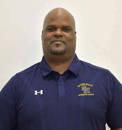 Basketball coach gets 200th win - Seven Hills School