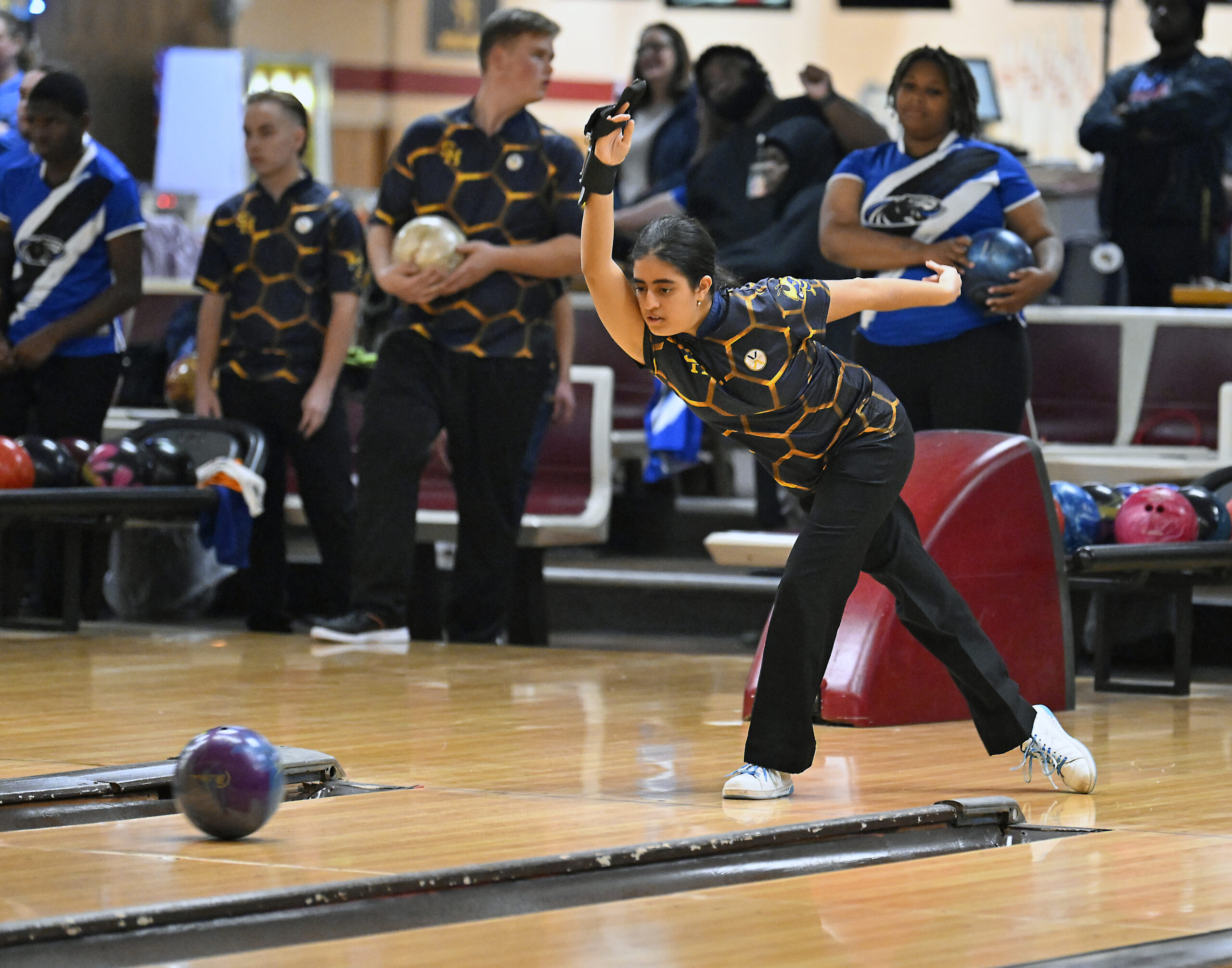 Senior competes at State bowling tournament Seven Hills School